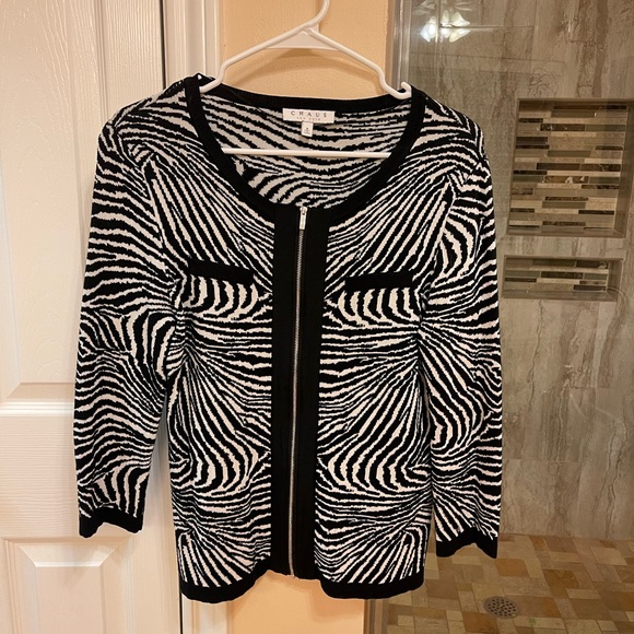 Beautiful Chaus Zip Sweater! - Picture 2 of 6